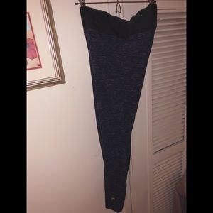 Victoria’s Secret PINK Yoga Leggings